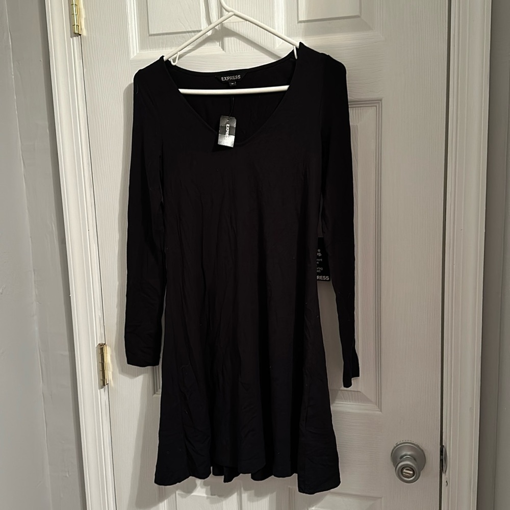 Black long sleeve dress